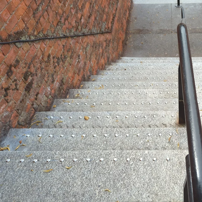 Greenwich Uni Stair Stud