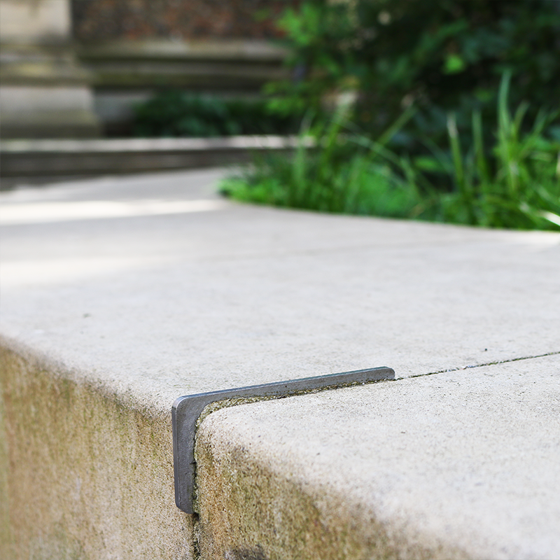 Anti Skate Blade Installation